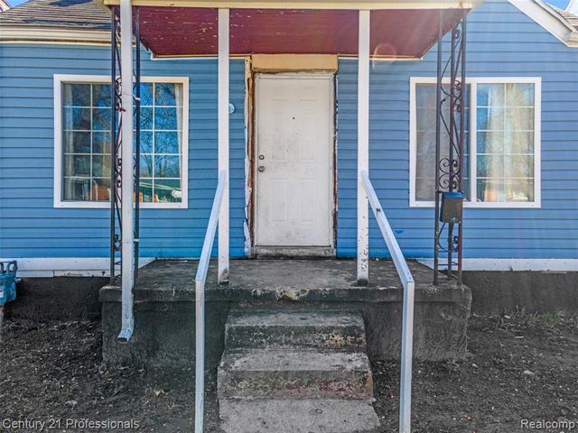 8040 Plainview Avenue, Detroit, MI 48228