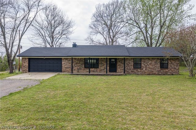 843 Richmond Road, Van Buren, AR 72956