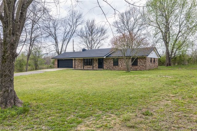 843 Richmond Road, Van Buren, AR 72956