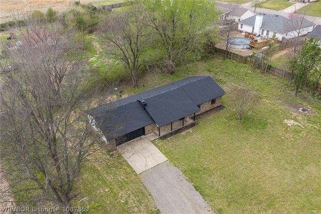 843 Richmond Road, Van Buren, AR 72956