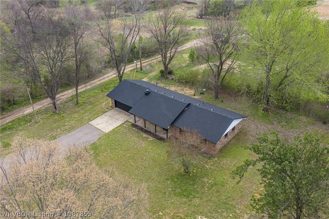 843 Richmond Road, Van Buren, AR 72956