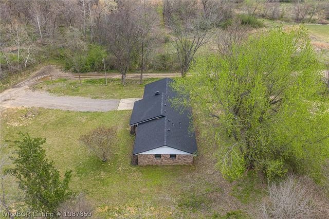 843 Richmond Road, Van Buren, AR 72956
