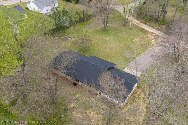 843 Richmond Road, Van Buren, AR 72956