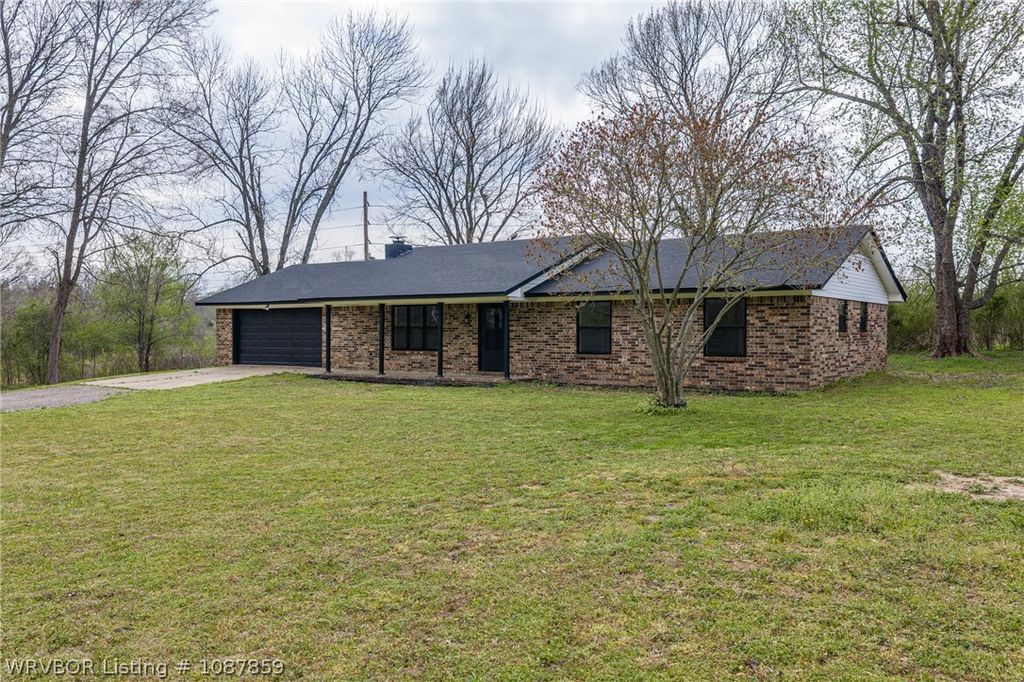 843 Richmond Road, Van Buren, AR 72956