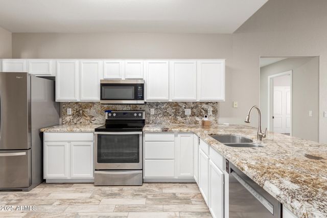 11232 E DOVER Street, Mesa, AZ 85207