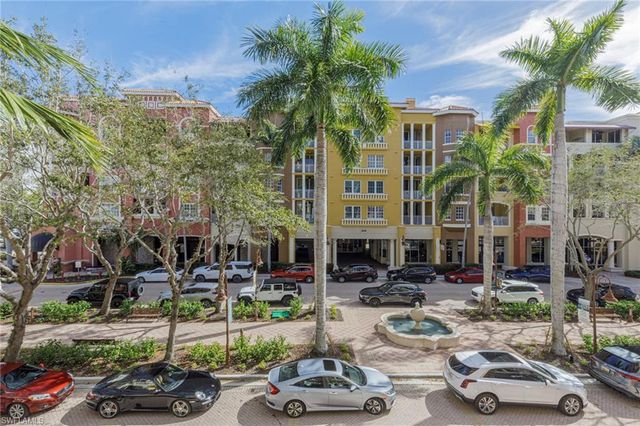 410 Bayfront PL 2204, Naples, FL 34102