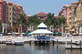 410 Bayfront PL 2204, Naples, FL 34102