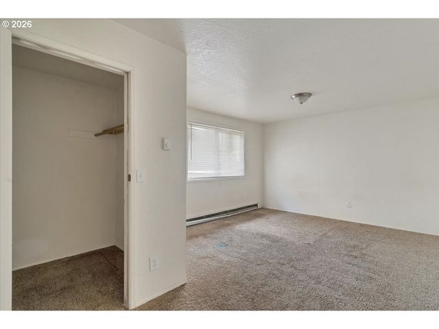 289 S 3RD St, Lebanon, OR 97355