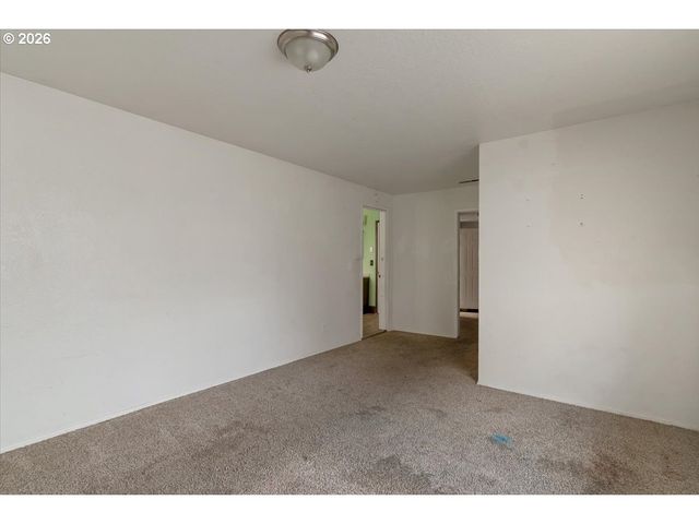 289 S 3RD St, Lebanon, OR 97355