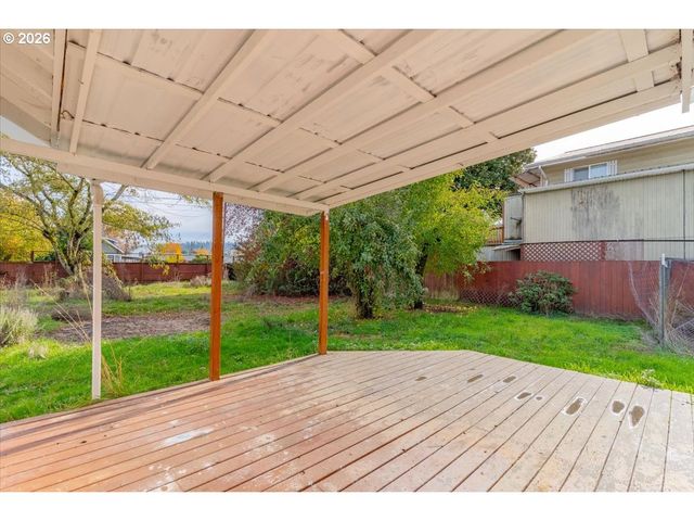 289 S 3RD St, Lebanon, OR 97355