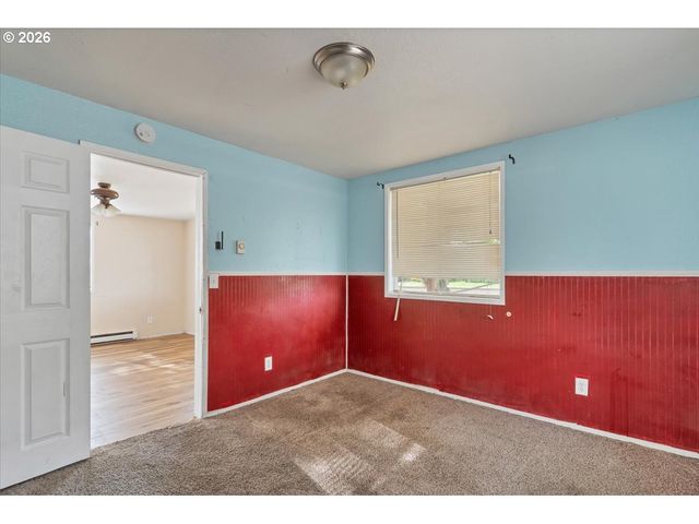 289 S 3RD St, Lebanon, OR 97355