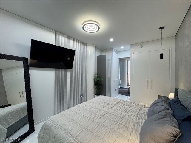3722 Las Vegas Boulevard 1201, Las Vegas, NV 89158