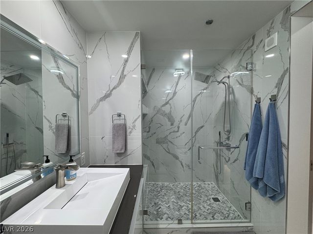 3722 Las Vegas Boulevard 1201, Las Vegas, NV 89158