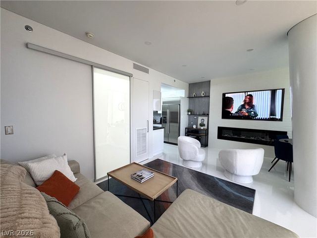 3722 Las Vegas Boulevard 1201, Las Vegas, NV 89158