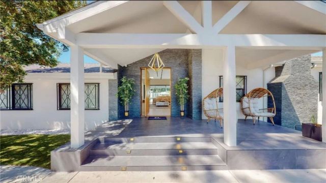6945 Amestoy, Los Angeles, CA 91406