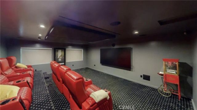 6945 Amestoy, Los Angeles, CA 91406