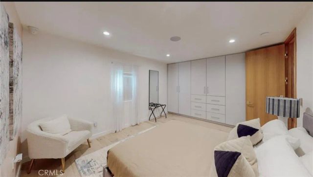 6945 Amestoy, Los Angeles, CA 91406