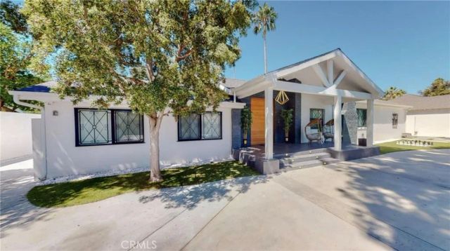 6945 Amestoy, Los Angeles, CA 91406