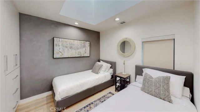 6945 Amestoy, Los Angeles, CA 91406