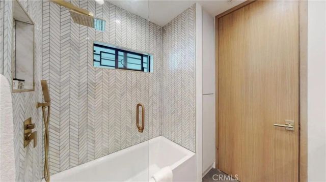6945 Amestoy, Los Angeles, CA 91406