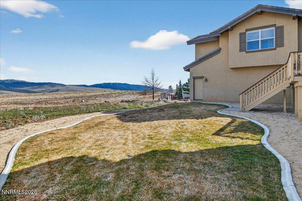 Image 10 of property listing at 224 S Earlham Court, Reno, NV 89511
