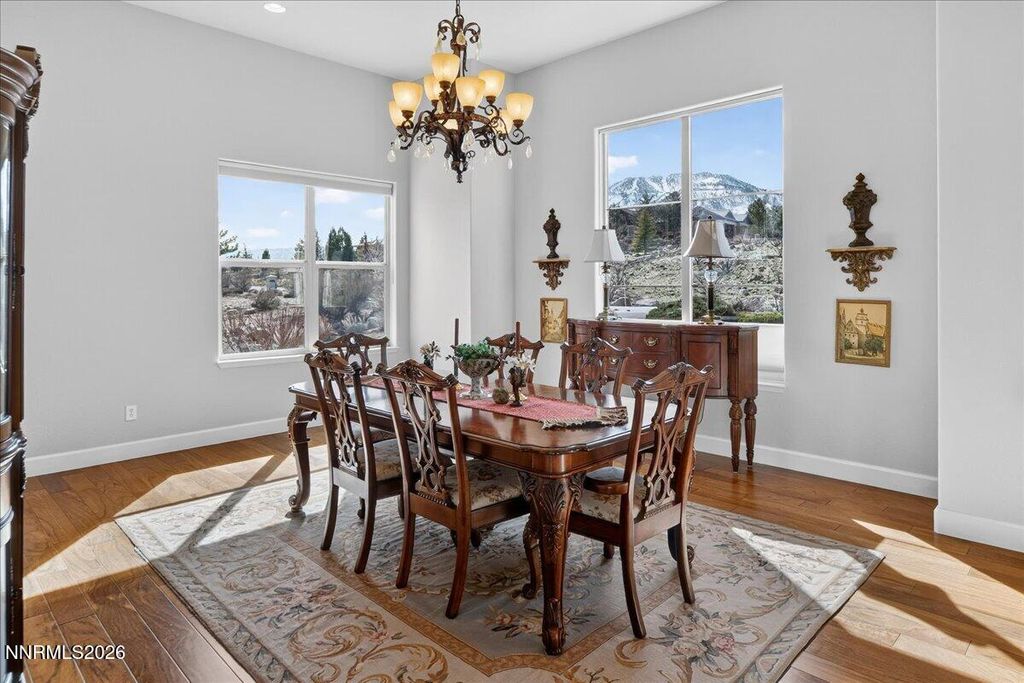 Image 24 of property listing at 224 S Earlham Court, Reno, NV 89511