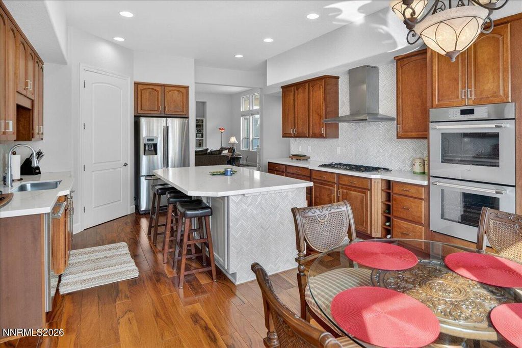 Image 26 of property listing at 224 S Earlham Court, Reno, NV 89511