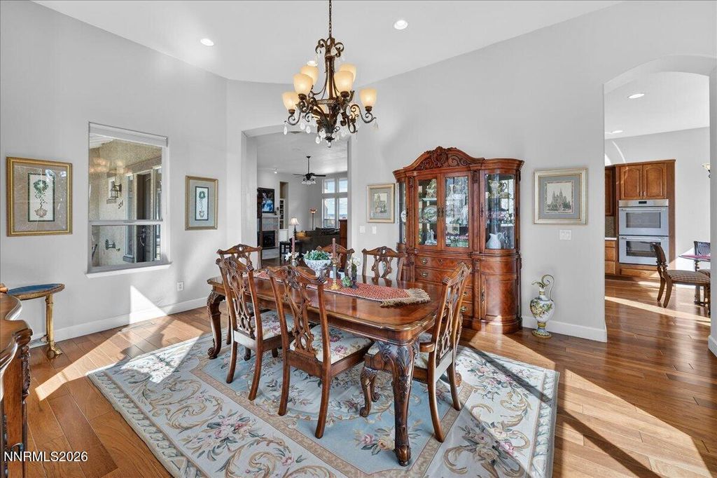 Image 34 of property listing at 224 S Earlham Court, Reno, NV 89511