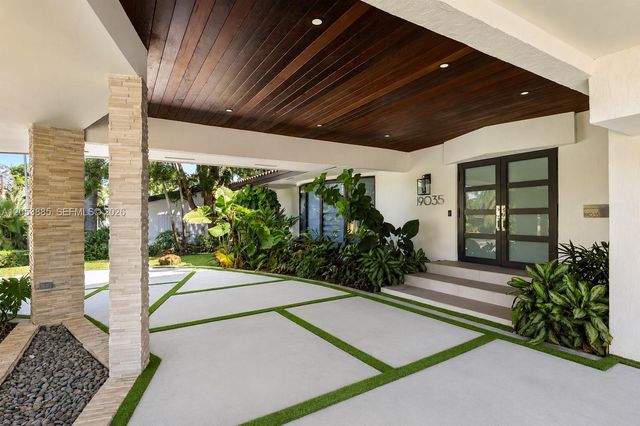 19035 E St. Andrews Drive, Hialeah, FL 33015