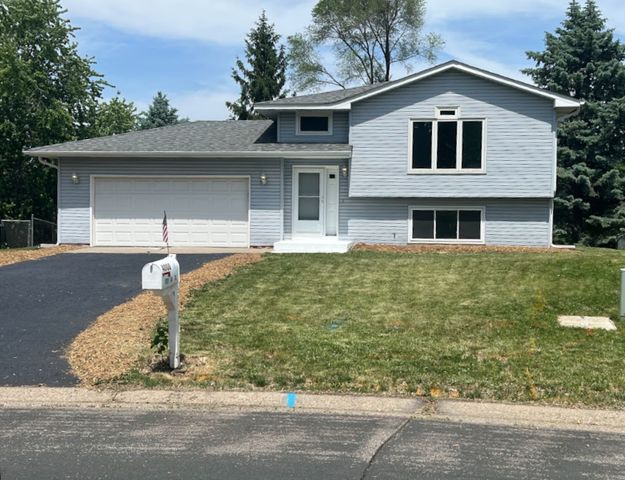 4000 W 137th Street, Savage, MN 55378