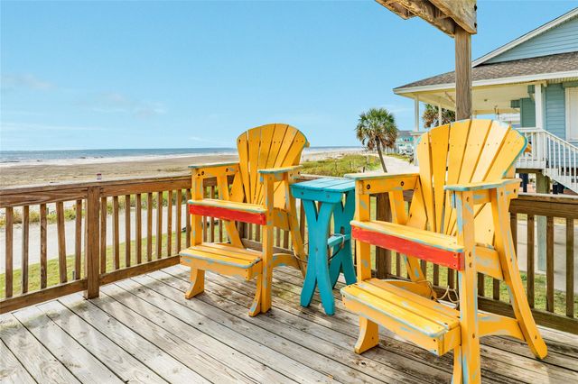 12520 E Buena Vista Drive, Galveston, TX 77554