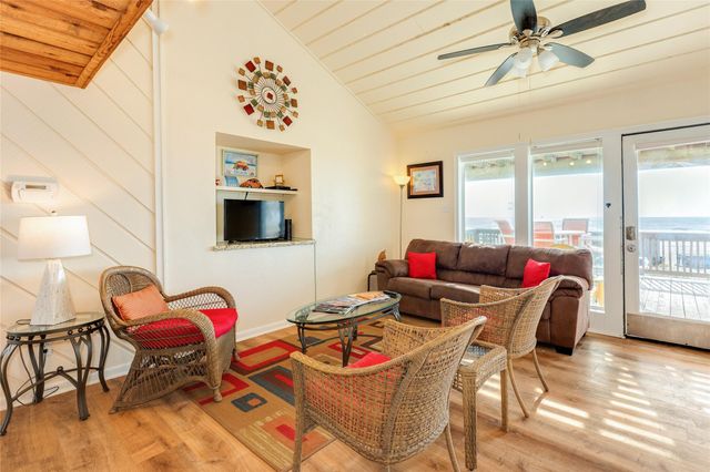 12520 E Buena Vista Drive, Galveston, TX 77554