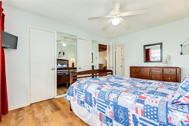 12520 E Buena Vista Drive, Galveston, TX 77554