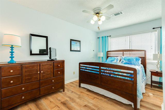 12520 E Buena Vista Drive, Galveston, TX 77554