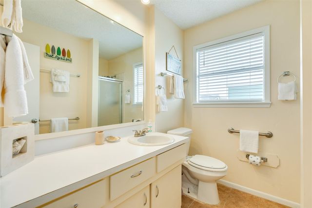 12520 E Buena Vista Drive, Galveston, TX 77554