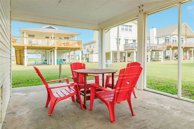 12520 E Buena Vista Drive, Galveston, TX 77554