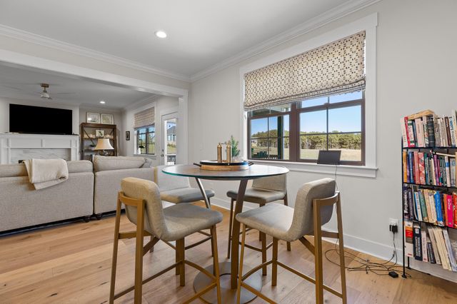 953 Equestrian Drive, Soddy Daisy, TN 37379