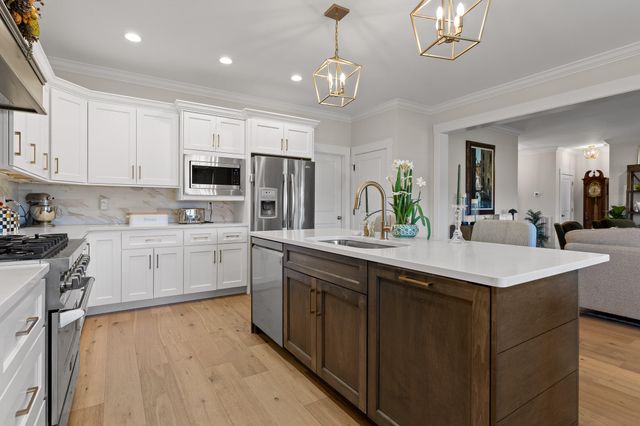 953 Equestrian Drive, Soddy Daisy, TN 37379