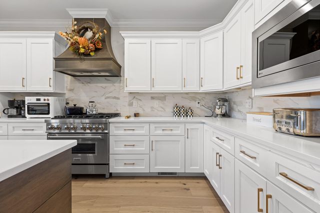 953 Equestrian Drive, Soddy Daisy, TN 37379