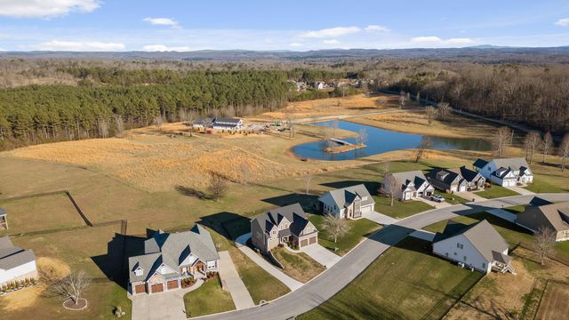 953 Equestrian Drive, Soddy Daisy, TN 37379