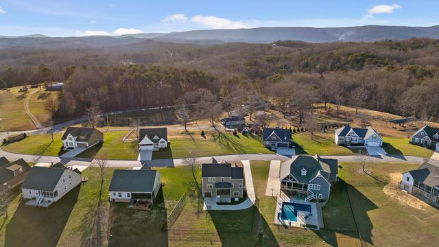 953 Equestrian Drive, Soddy Daisy, TN 37379
