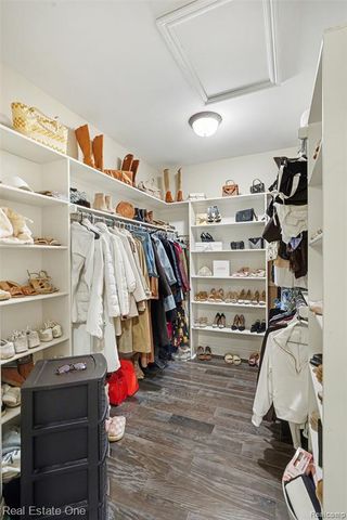 12901 Sleigh Trail, Milford, MI 48380