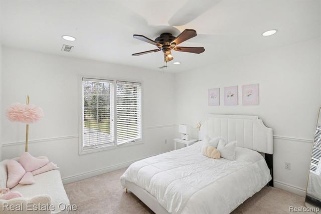 12901 Sleigh Trail, Milford, MI 48380