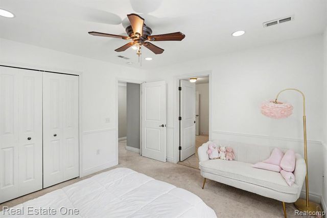 12901 Sleigh Trail, Milford, MI 48380