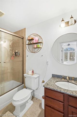 12901 Sleigh Trail, Milford, MI 48380