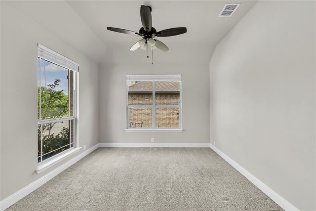 452 W Autumn Hill Bluff, Lavon, TX 75166