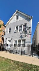 5714 W Grand Avenue 2R, Chicago, IL 60639