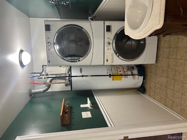 35236 Glen Street, Westland, MI 48186