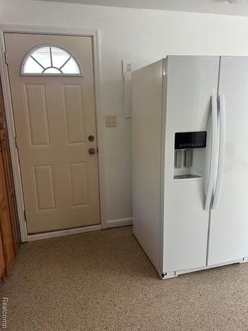 35236 Glen Street, Westland, MI 48186