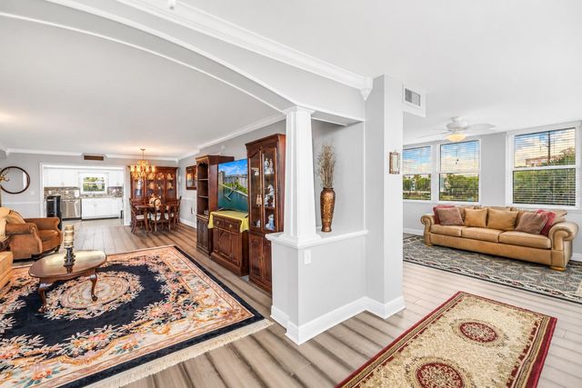5130 BRITTANY DRIVE S 308, St Petersburg, FL 33715